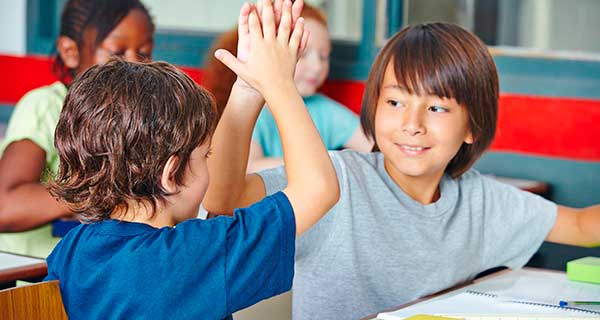 Monitor/a de reforç escolar i estudi assistit: curs d'especialització. 