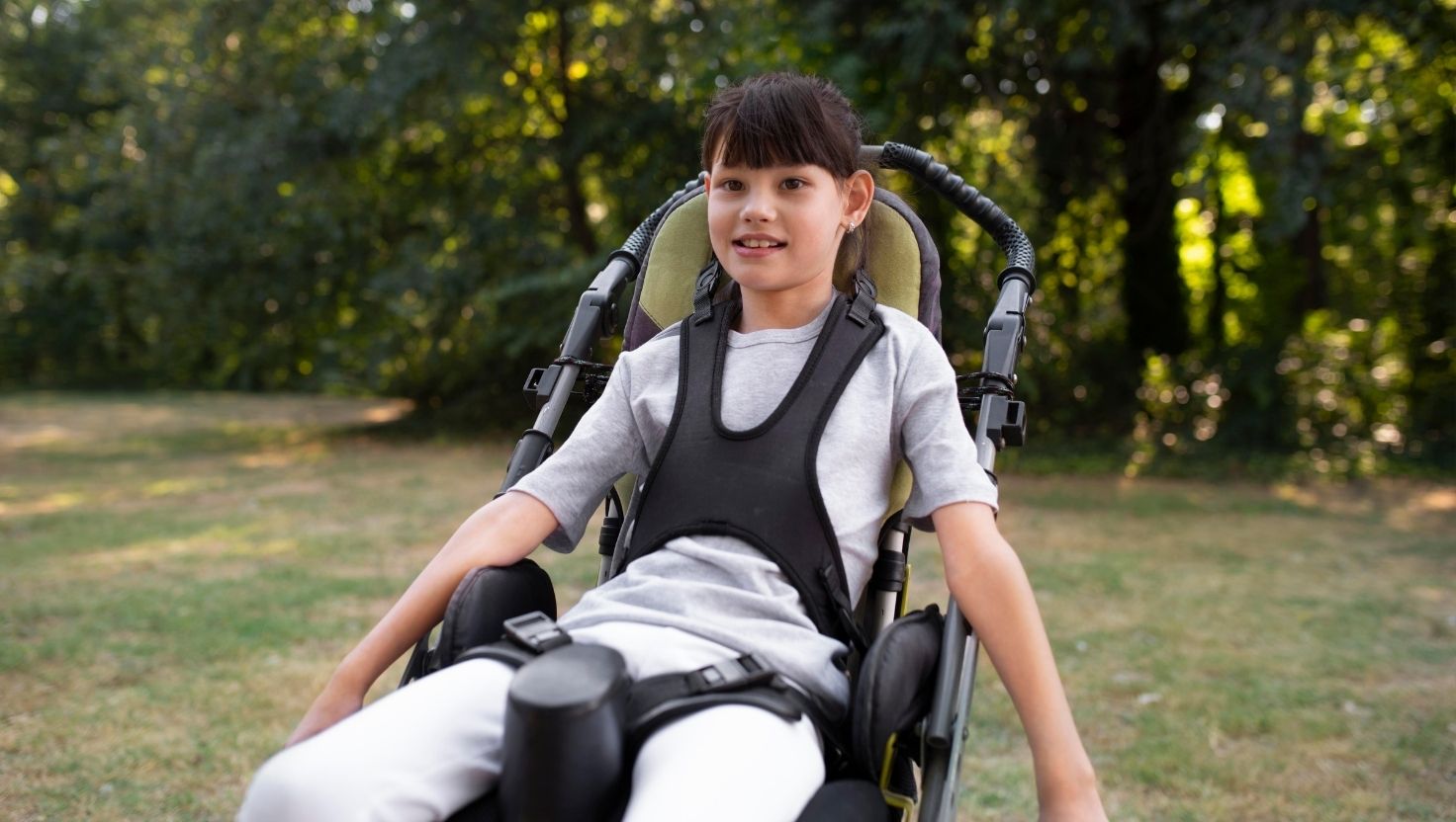 Formació per a cuidadors i cuidadores no professionals d’infants de 7 a 12 anys en situació de dependència