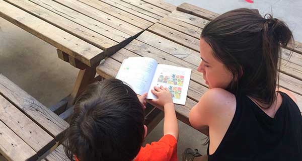 Acompanyament a les NNEE a l'espai del migdia.